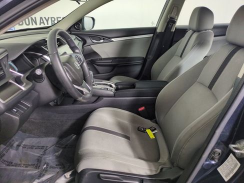 Used 2017 Honda Civic EX image 9