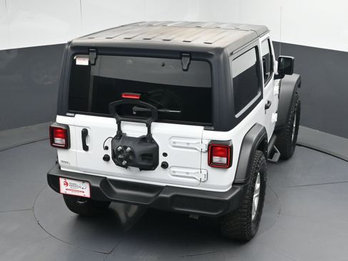 Used 2021 Jeep Wrangler Willys image 31