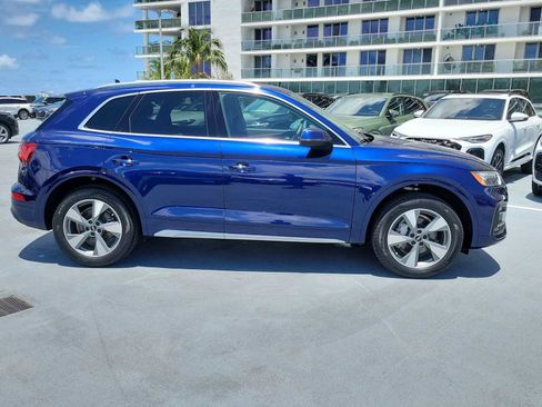 Certified 2024 Audi Q5 Premium w/ Convenience Package AWD/4WD image 7