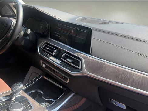 Used 2019 BMW X7 xDrive40i w/ Premium Package AWD/4WD image 10