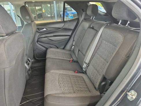 Used 2023 Chevrolet Equinox LT w/ LPO, Floor Liner Package FWD image 11