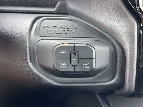 Used 2025 RAM 3500 Big Horn AWD/4WD image 13