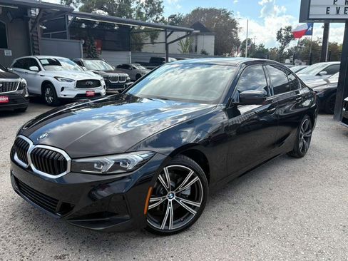 Used 2023 BMW 330i 330i w/ Driving Assistance Package image 2