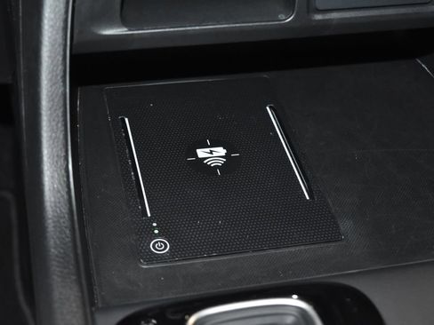 Used 2025 Honda Pilot Black Edition image 16