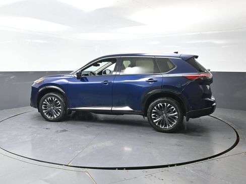 Used 2026 Nissan Rogue Platinum w/ Platinum Premium Package AWD/4WD image 11