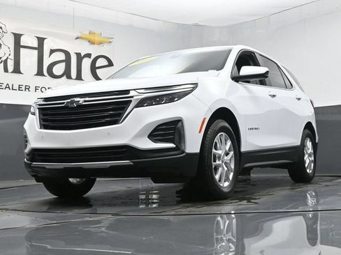 Used 2024 Chevrolet Equinox LT AWD/4WD image 4