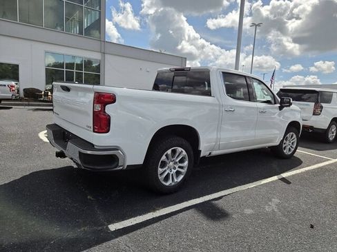 Used 2023 Chevrolet Silverado 1500 LTZ w/ LTZ Convenience Package II AWD/4WD image 9
