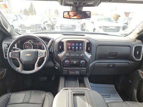 Used 2022 Chevrolet Silverado 1500 High Country image 22