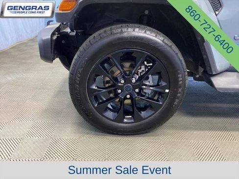 Certified 2025 Jeep Wrangler Unlimited Sahara AWD/4WD image 47