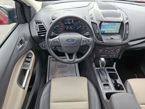 Used 2019 Ford Escape SEL image 27