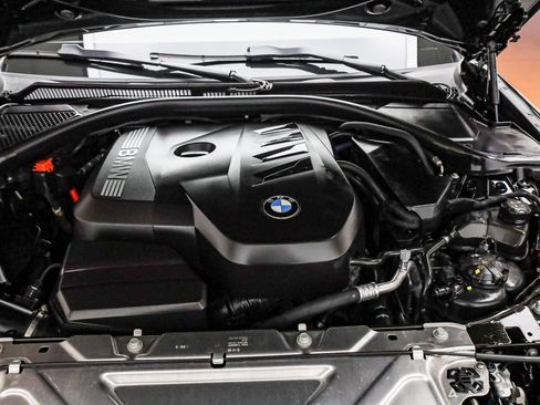 Used 2025 BMW 330i Sedan w/ Premium Package image 28