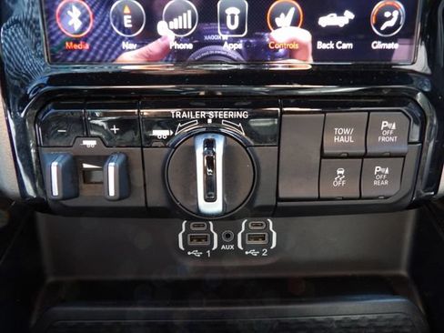 Used 2021 RAM 1500 Rebel AWD/4WD image 32