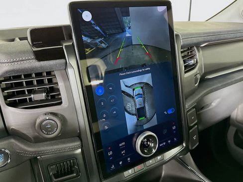 New 2025 Ford F150 Lightning Flash image 28