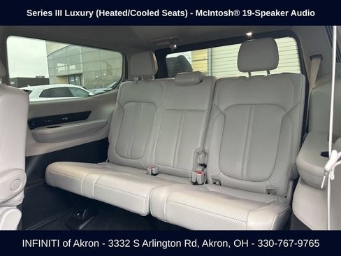 Used 2023 Jeep Wagoneer Series III w/ Preferred Equipment Group AWD/4WD image 36