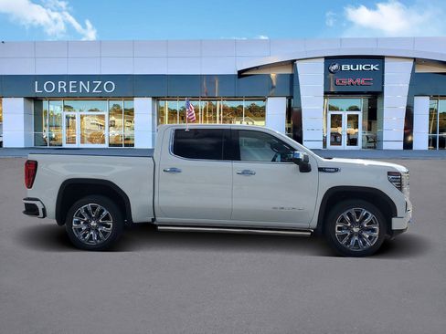 Used 2023 GMC Sierra 1500 Denali w/ Denali Reserve Package image 4