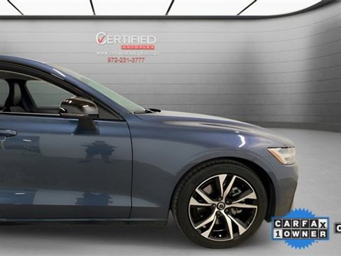 Used 2025 Volvo S60 B5 Core image 93