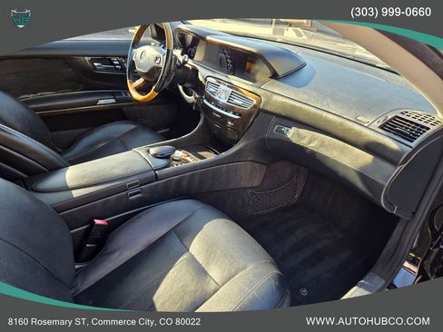 Used 2010 Mercedes-Benz CL 550 CL 550 4MATIC Coupe 2D image 9