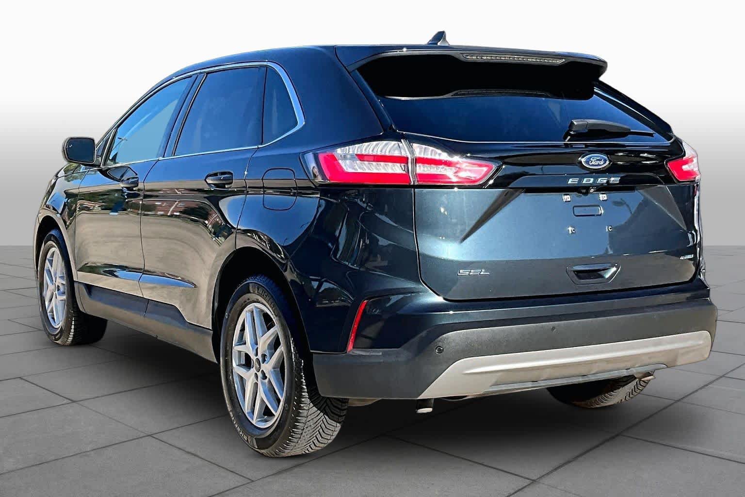 Used 2022 Ford Edge SEL AWD/4WD image 12