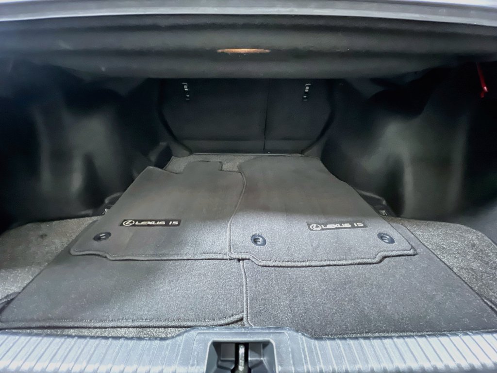 Used 2023 Lexus IS 300 w/ Premium Package RWD image 31