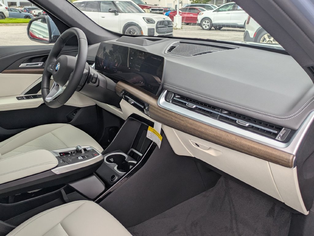 New 2027 BMW X1 xDrive28i AWD/4WD image 27
