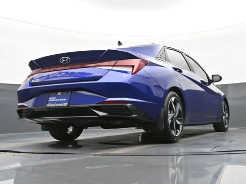 Certified 2022 Hyundai Elantra Limited image 42