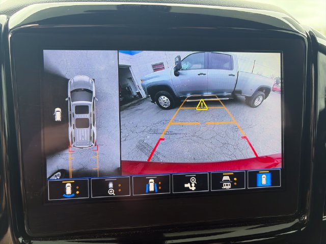 Used 2023 Chevrolet Traverse Premier w/ LPO, Floor Liner Package AWD/4WD image 20