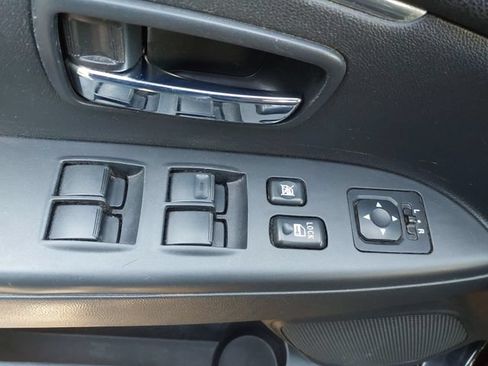 Used 2017 Mitsubishi Outlander Sport LE FWD image 16
