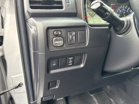 Used 2016 Toyota 4Runner SR5 RWD image 20