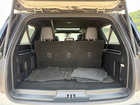 Used 2024 Ford Expedition Max Limited AWD/4WD image 13