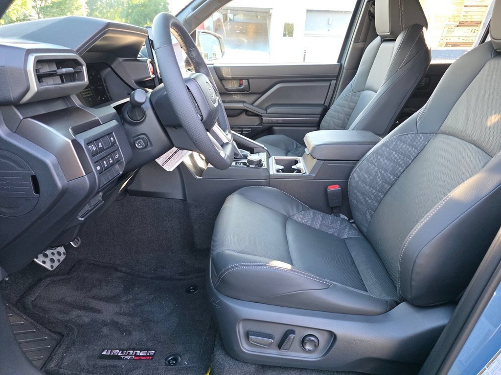 New 2026 Toyota 4Runner TRD Sport Premium AWD/4WD image 24
