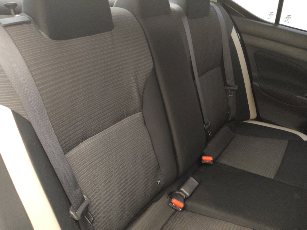 Used 2022 Nissan Versa SV FWD image 19