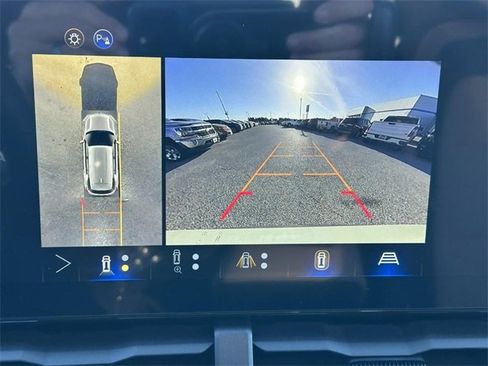 New 2026 Chevrolet Equinox ACTIV w/ Convenience Package III image 16