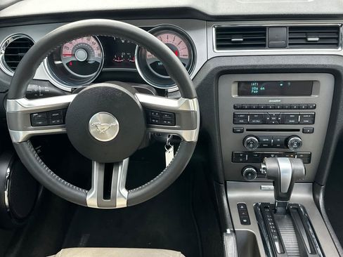 Used 2012 Ford Mustang Premium image 14