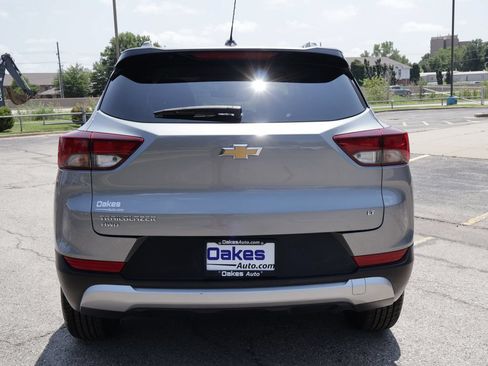 Used 2025 Chevrolet TrailBlazer LT AWD/4WD image 6