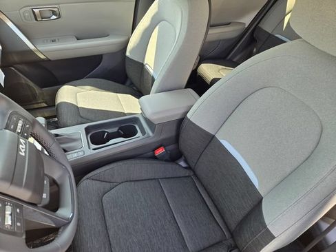 New 2027 Kia Seltos S AWD/4WD image 17