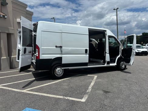 Used 2022 RAM ProMaster 2500 FWD image 24