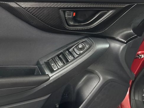 Used 2018 Subaru Crosstrek 2.0i Premium AWD/4WD image 9