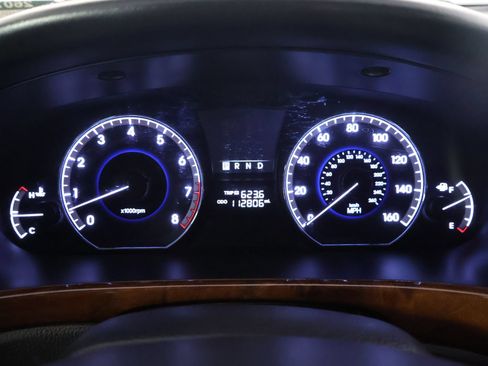 Used 2013 Hyundai Equus Signature RWD image 37