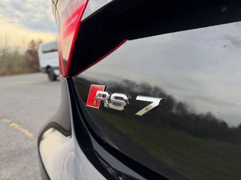 Used 2017 Audi RS 7 Prestige image 18