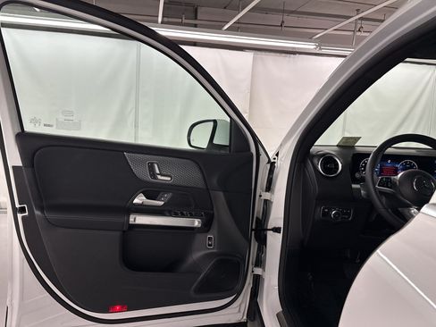 Certified 2026 Mercedes-Benz GLB 250 image 14