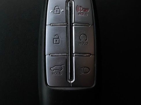 Used 2022 Genesis GV70 2.5T w/ Select Package AWD/4WD image 38