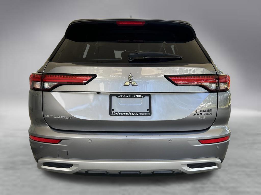 Used 2023 Mitsubishi Outlander SE FWD image 30