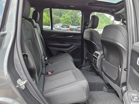 New 2025 Jeep Grand Cherokee Laredo X w/ Luxury Tech Group I RWD image 14