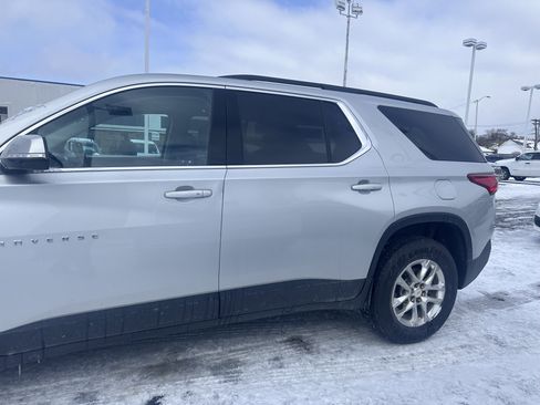 Used 2020 Chevrolet Traverse LT w/ LPO, Floor Liner Package image 5