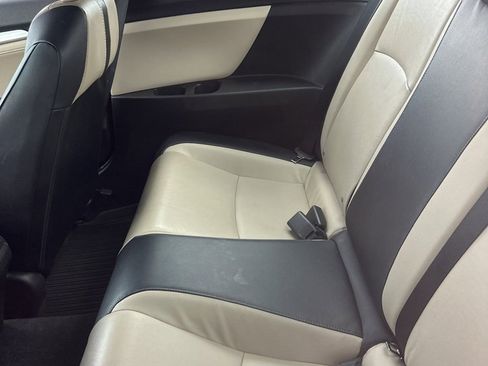 Used 2018 Honda Civic EX-L image 20