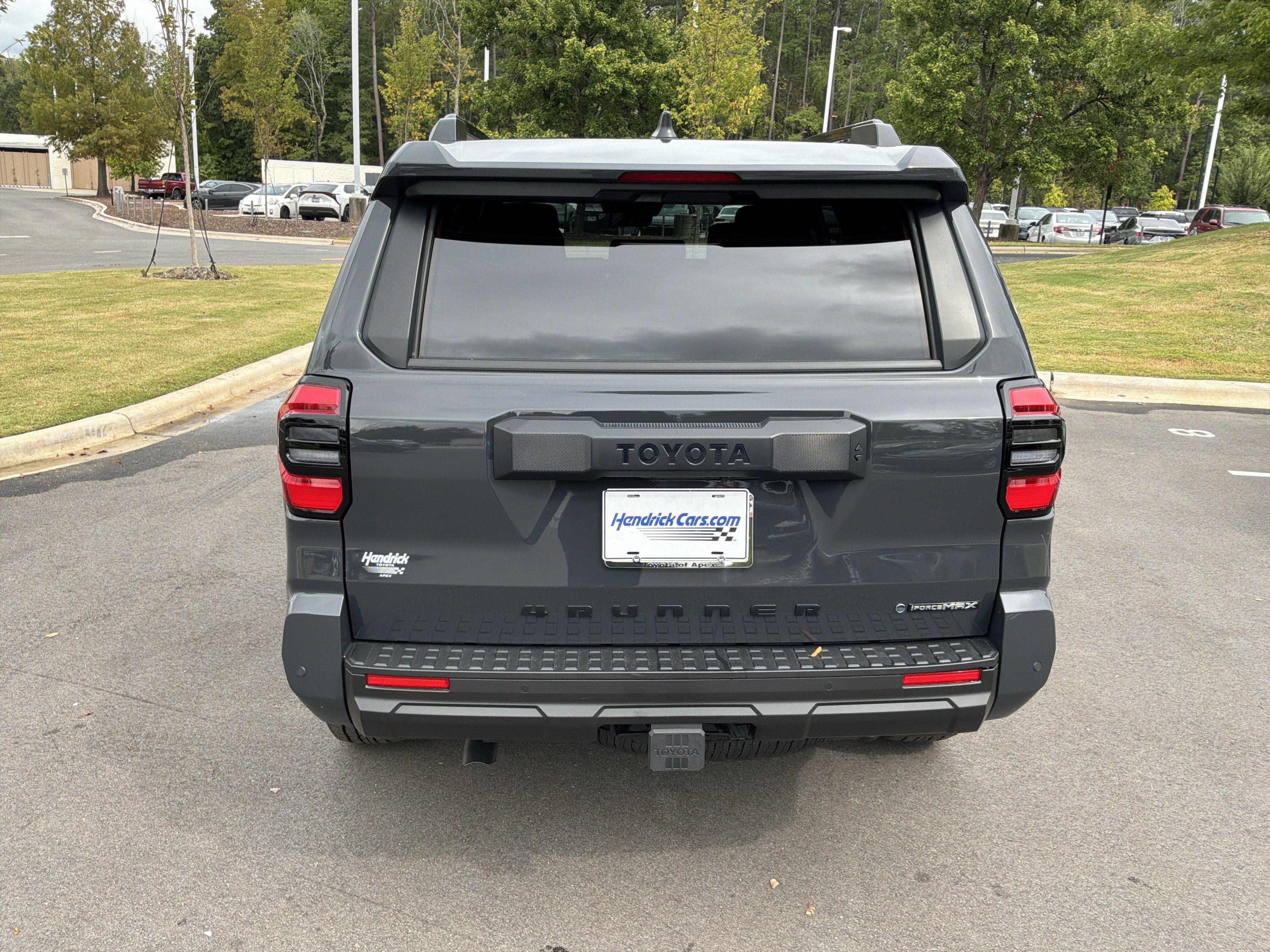 Used 2025 Toyota 4Runner TRD Off-Road Premium AWD/4WD image 9