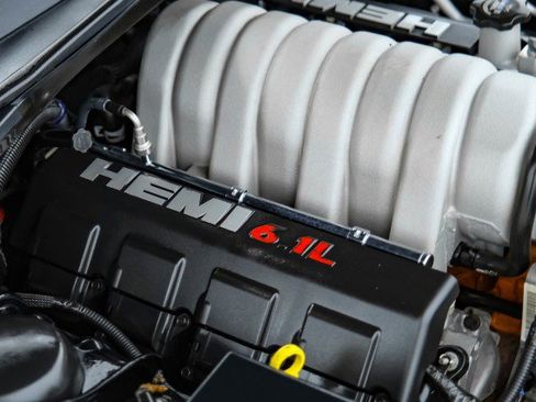 Used 2009 Dodge Challenger SRT8 image 45