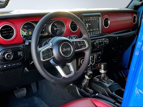 Certified 2023 Jeep Wrangler Unlimited Rubicon 4xe image 4