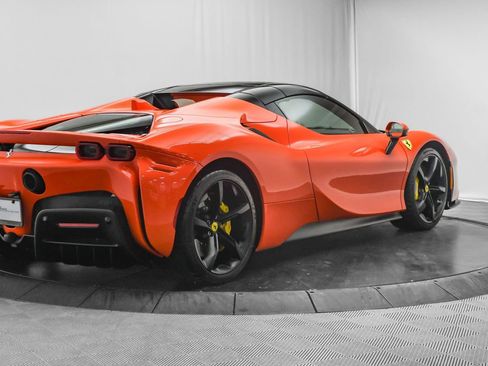 Used 2025 Ferrari SF90 Spider image 63