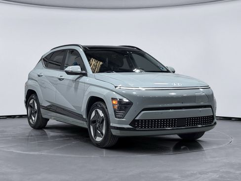 Used 2024 Hyundai Kona Limited FWD image 4